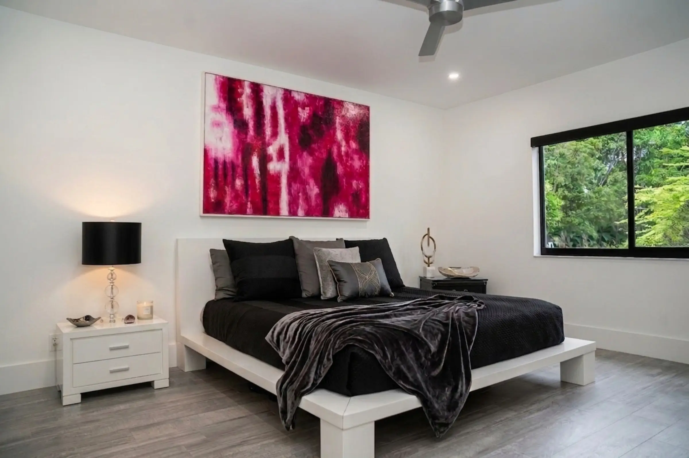 Guest suite with garden views